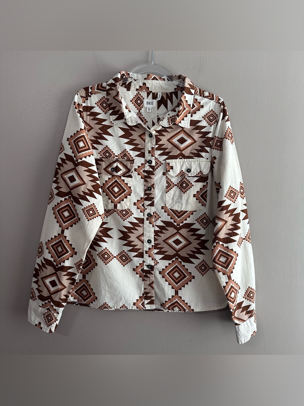 BKE Cream Brown Aztec Southwestern Boyfriend Fit Buttondown Shirt Womens XL